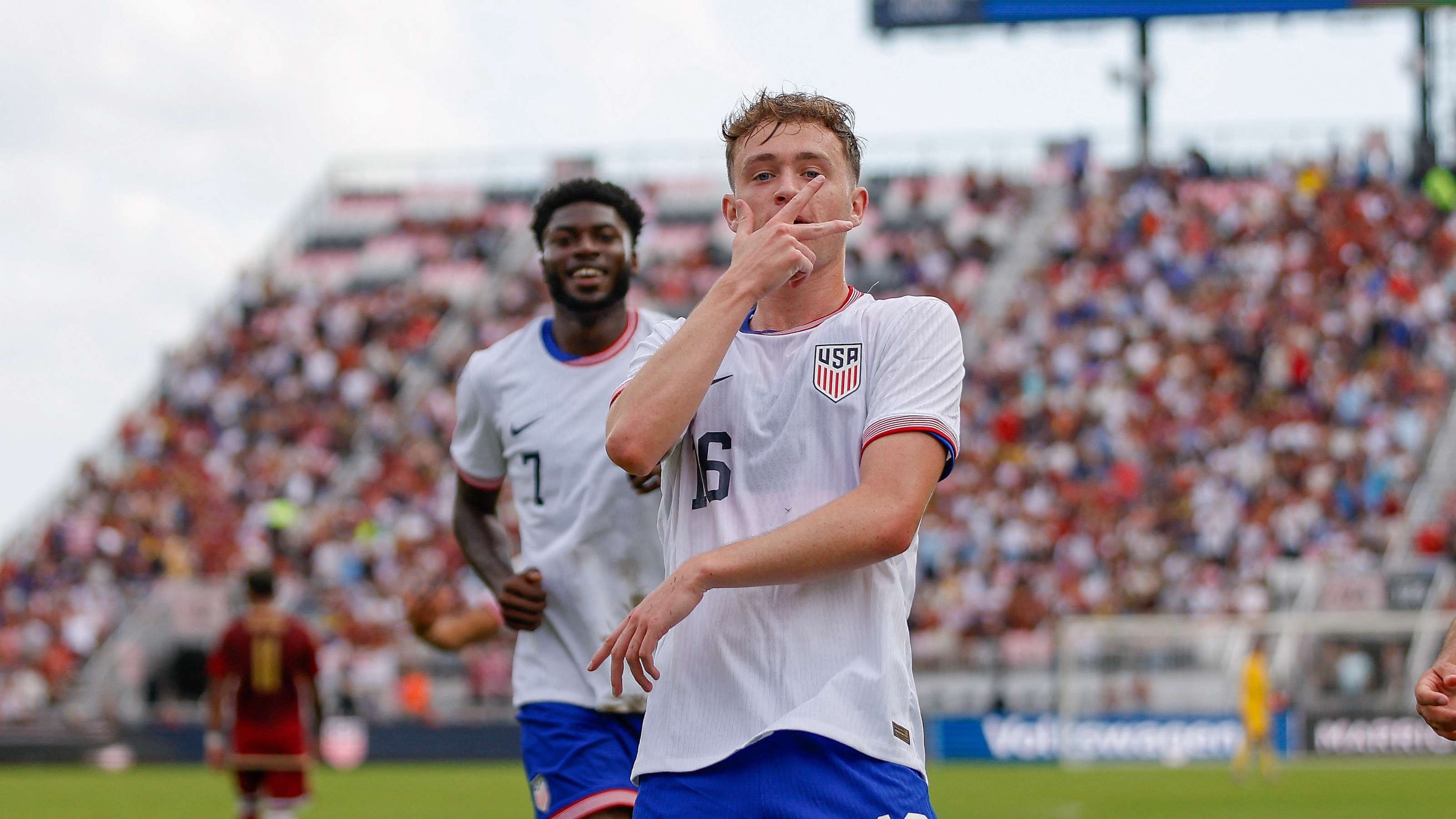 秀预测中 秀预测中